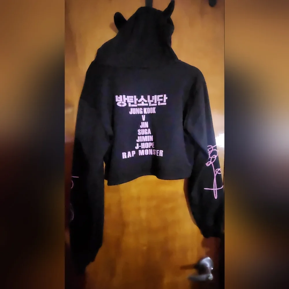 BTS   animal ear Hooded Crop Pullover Size  S - Picture 3 of 4